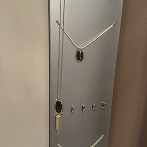 Kendra Scott Necklace and earrings